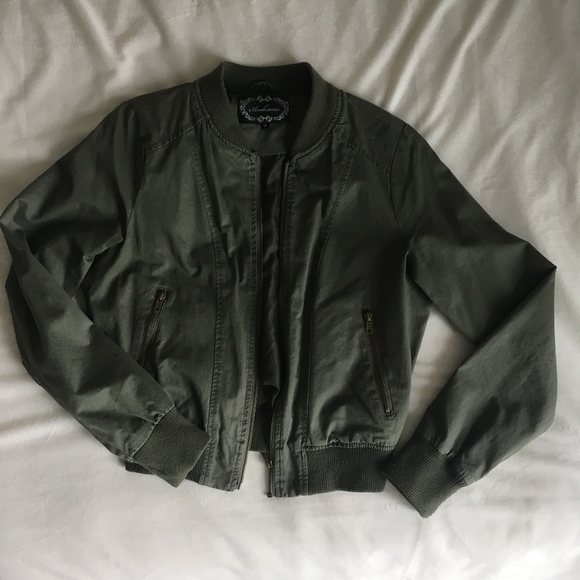 Ambiance Jackets & Blazers - Cute Green Bomber Jacket (Size M)